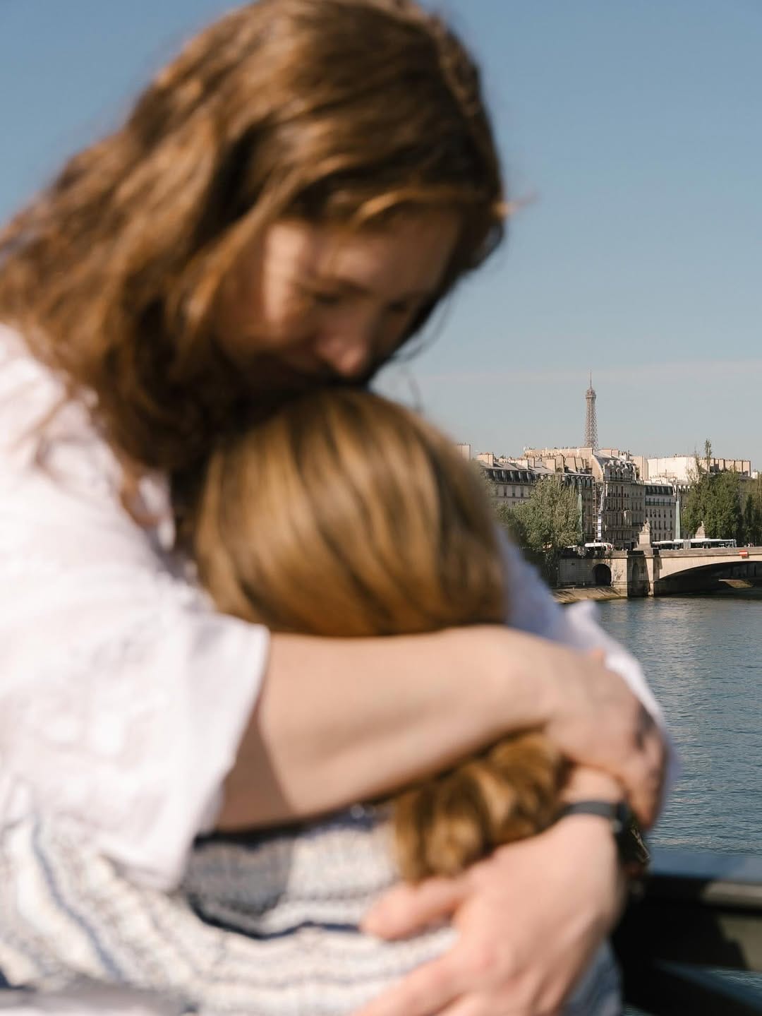 Post 5 by Anastasia Abramova-Guendel | Photographer in Paris | Mama boss on Instagram (carousel)