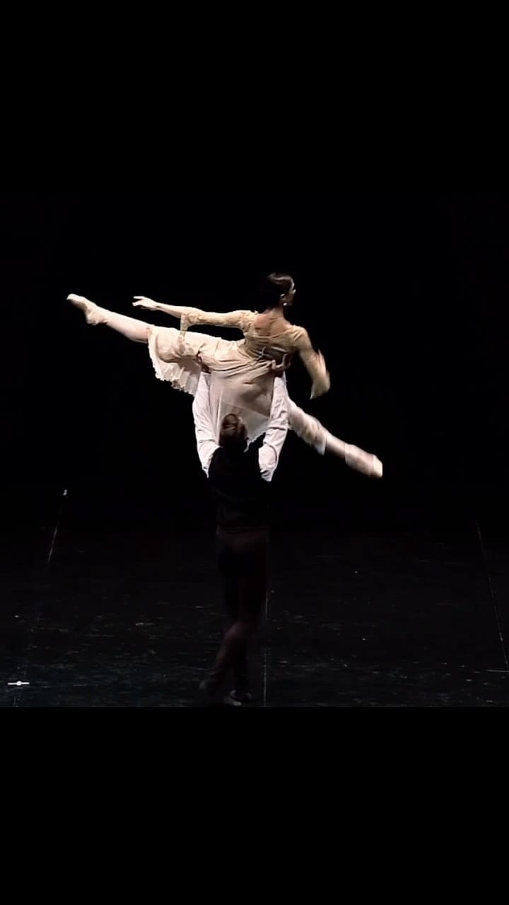 Post 8 by ＭＡＲＩＡ  ＫＯＵＳＯＵＮＩ on Instagram (video)