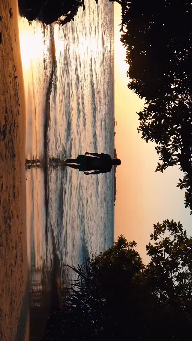 Post 6 by J H O N N Y | M O R C I L L O on Instagram (video)