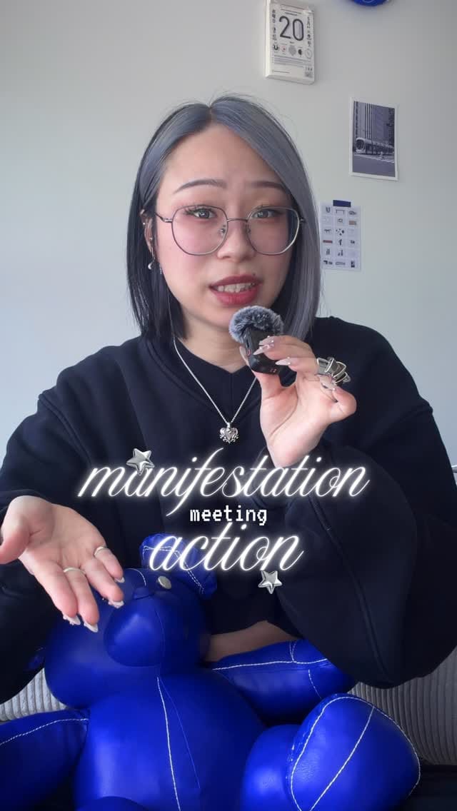Post 5 by sophii ᵕ̈  |  finance, but make it pretty on Instagram (video)