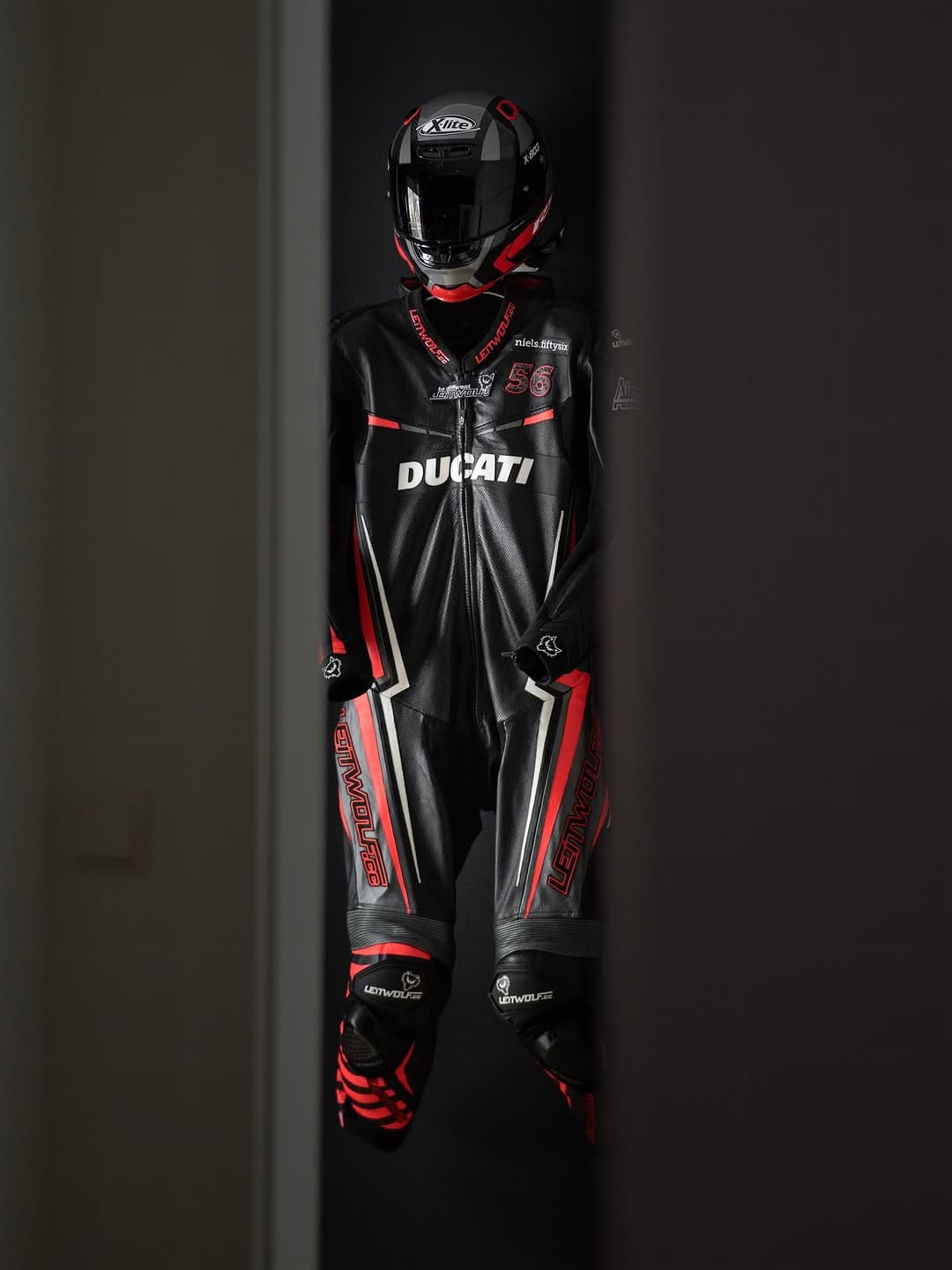Post 7 by SUITBASE® Die Original Motorrad-Garderobe on Instagram (carousel)