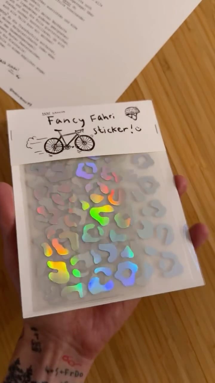 Post 3 by Marisa Oeker on Instagram (video)