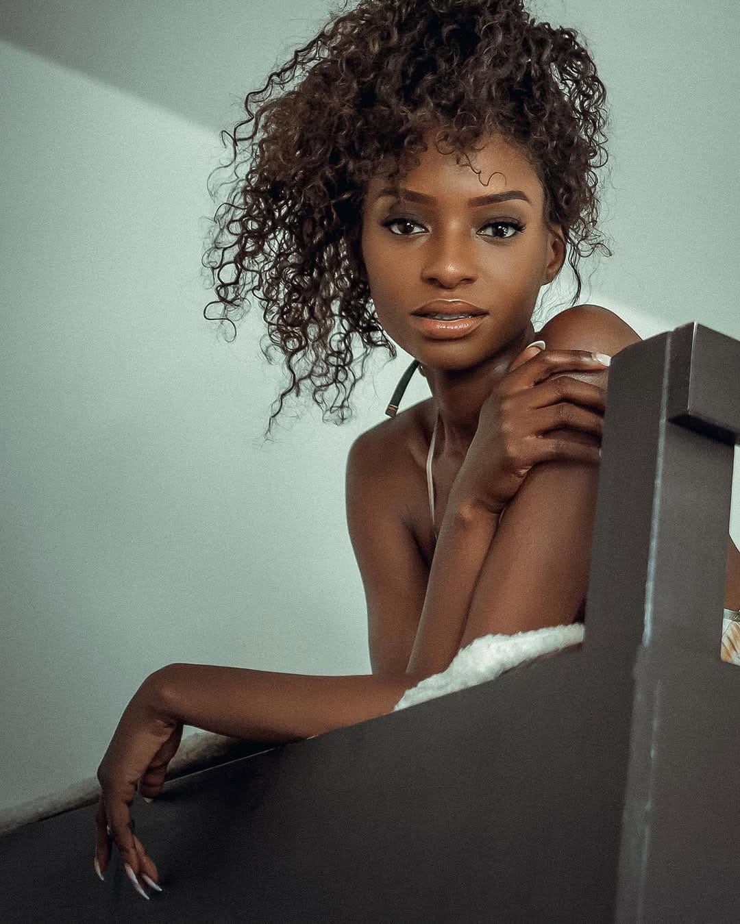 Post 3 by Portrait Fotograf Liborio on Instagram (carousel)