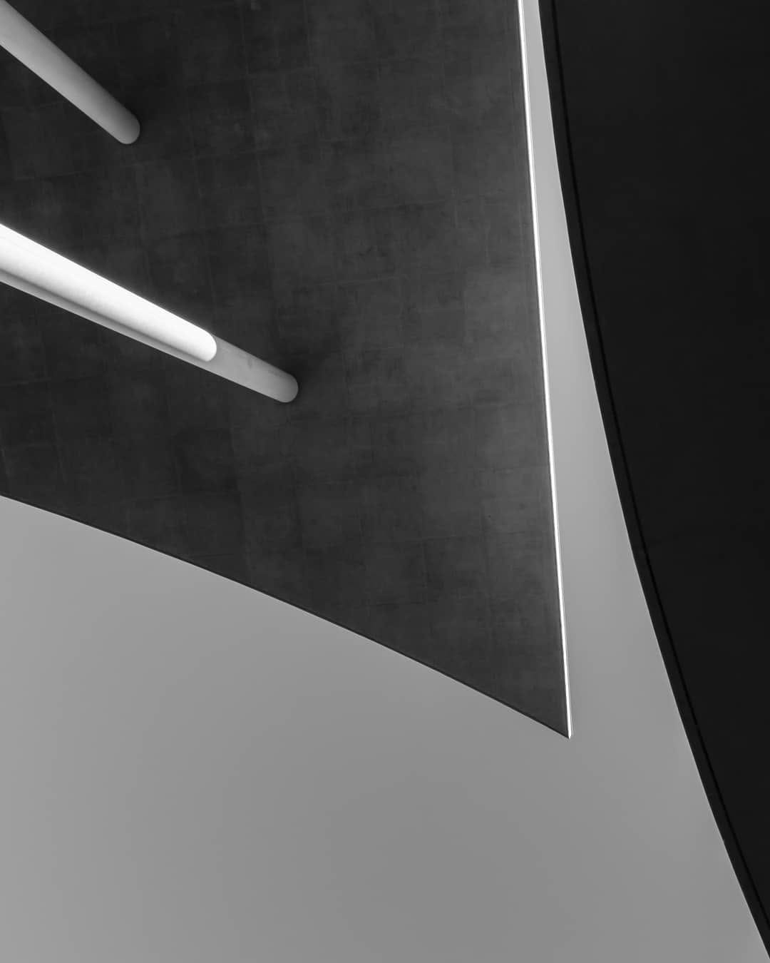 Post 10 by Jacek Nowak on Instagram (image)