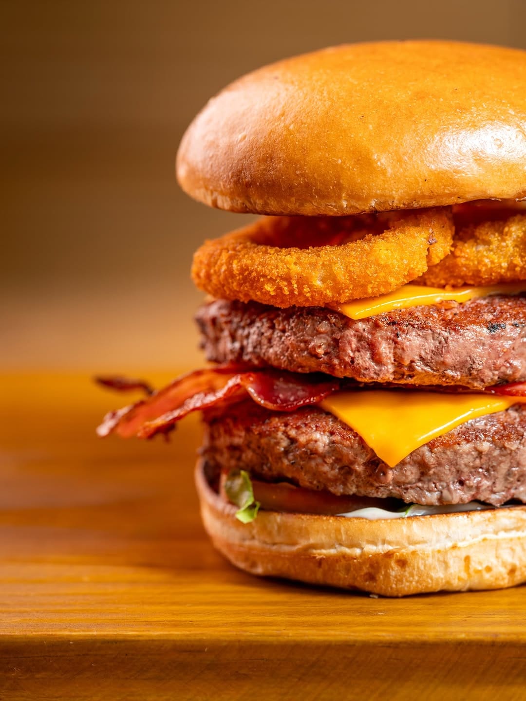 Post 6 by Estilo Burguer on Instagram (image)