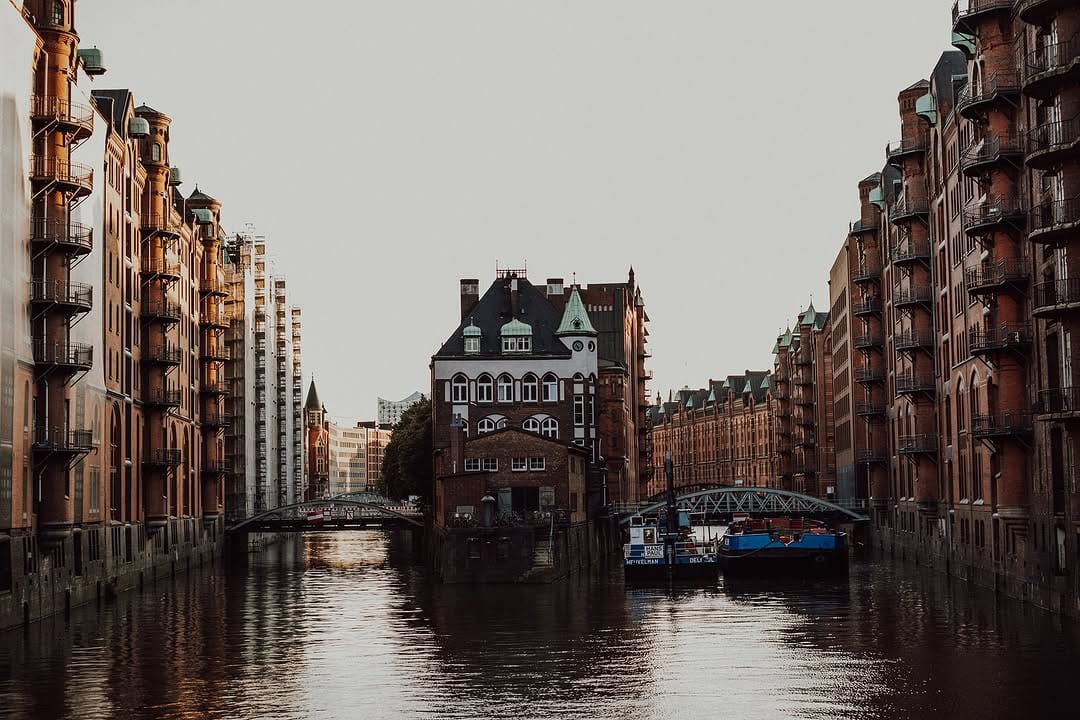 Post 7 by Benjamin Ebi | Authentische Fotografie on Instagram (carousel)