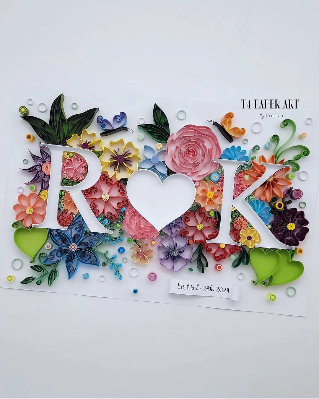 Post 8 by T4 Paper Art by Tam Tran on Instagram (image)