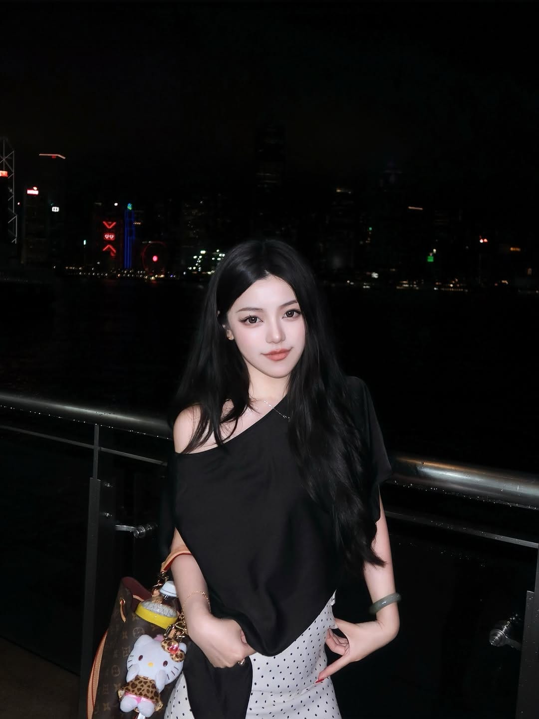 Post 4 by Do77reen on Instagram (carousel)