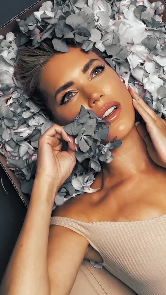 Post 3 by Georgios Gogo Tsialis on Instagram (video)