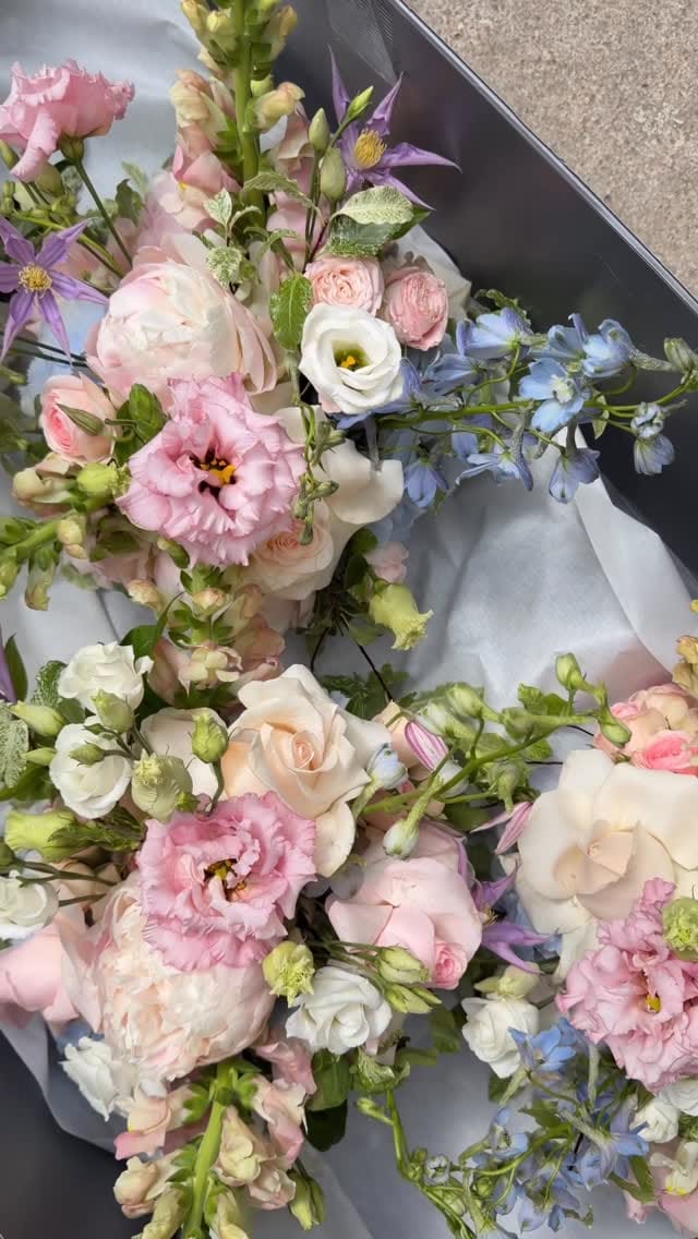 Post 2 by Bloom Flower Studio on Instagram (video)