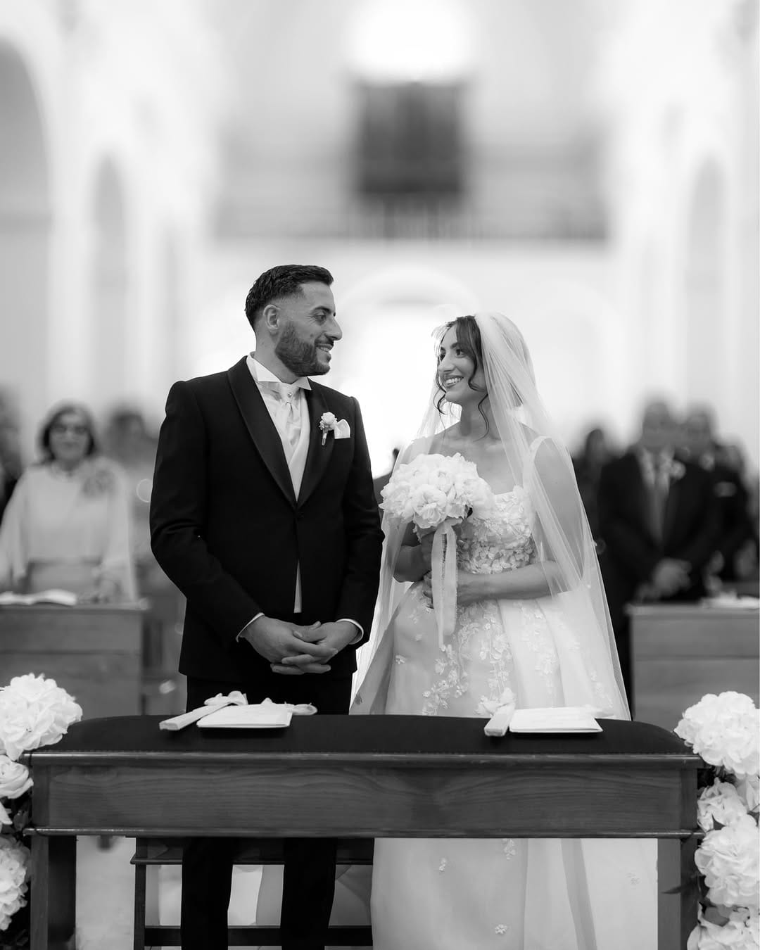 Post 6 by WEDDING PHOTO & FILM • DESTINATIONS on Instagram (carousel)