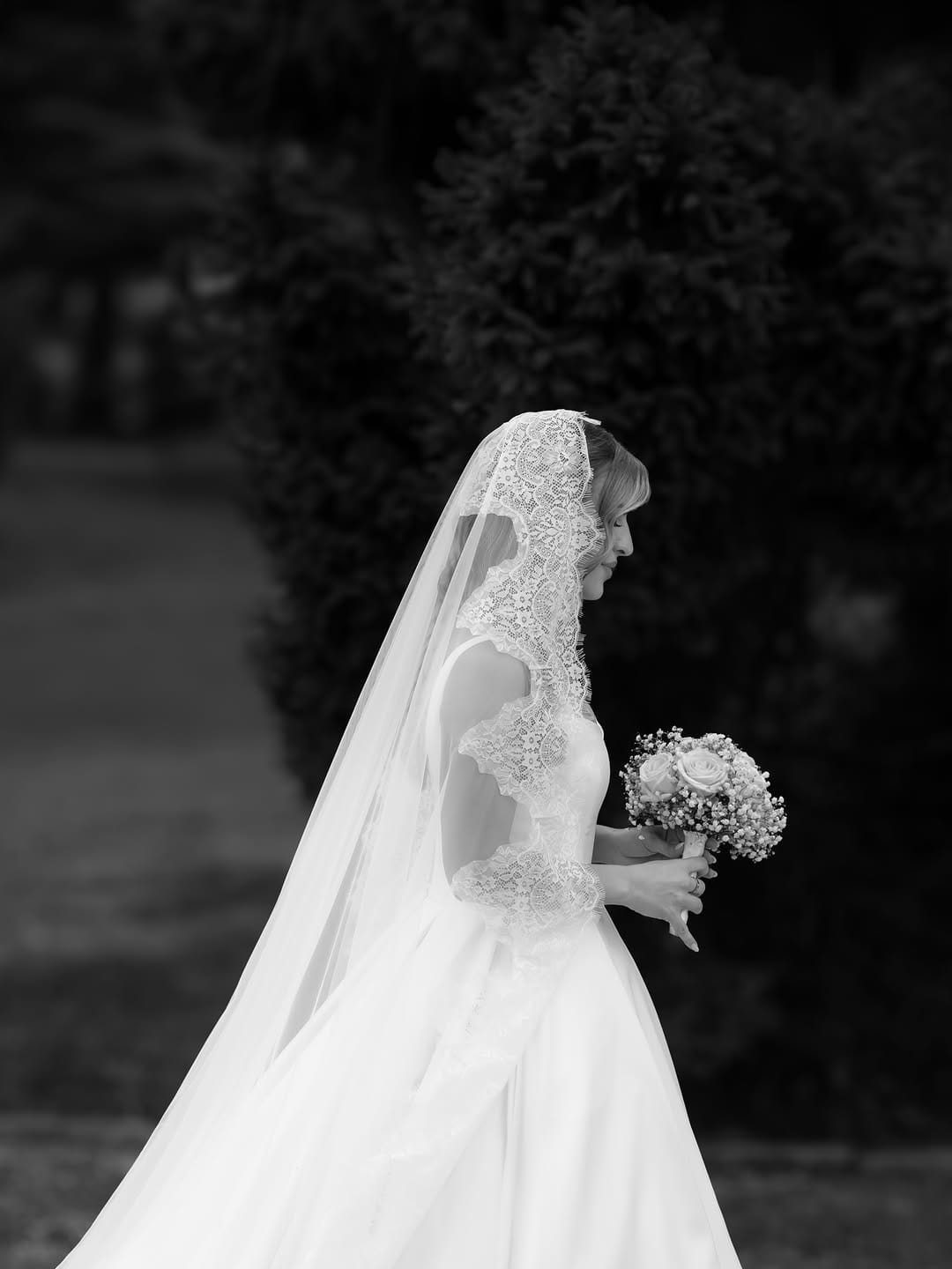 Post 4 by WEDDING PHOTO & FILM • DESTINATIONS on Instagram (carousel)