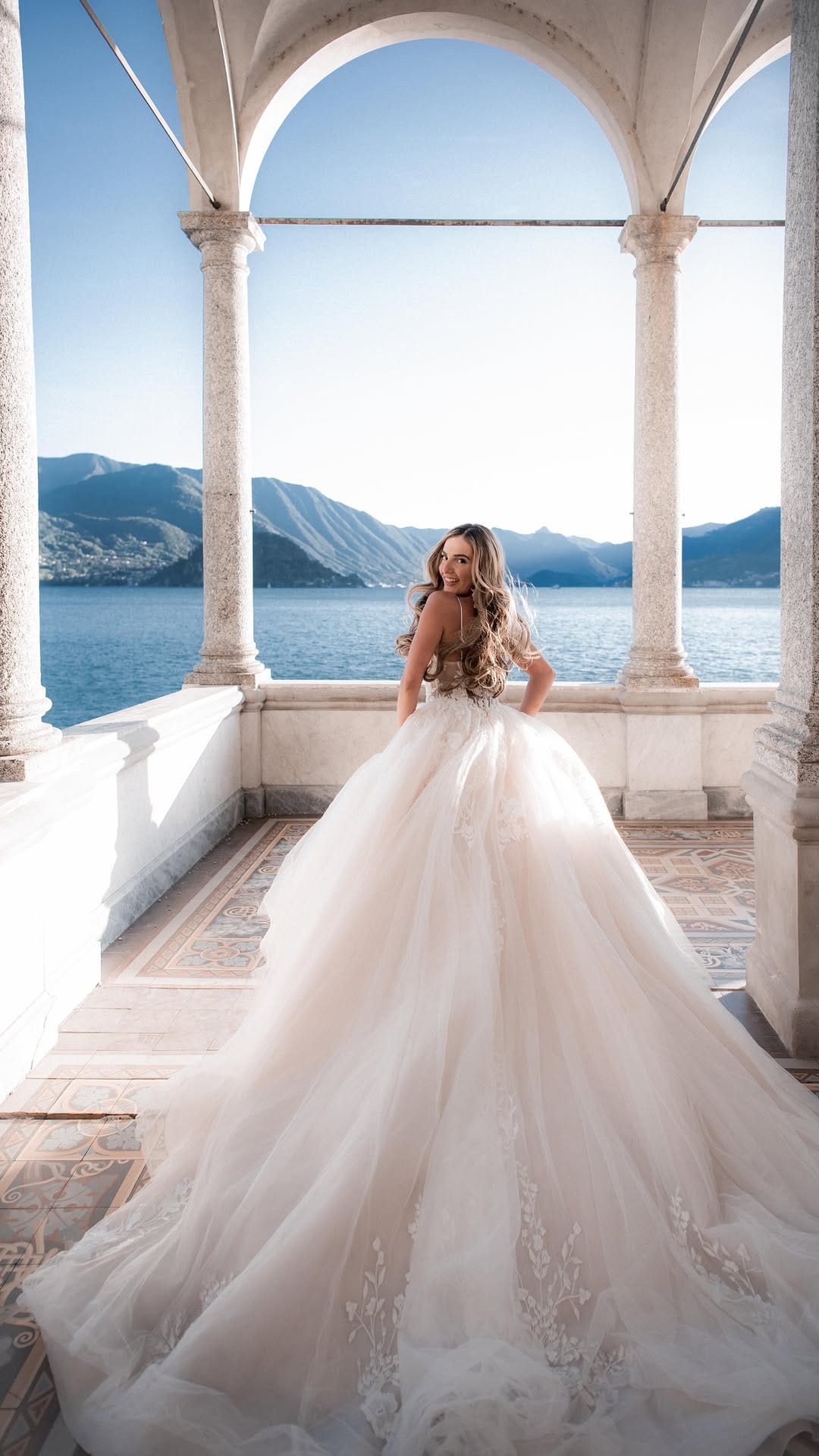 Post 10 by WEDDING PHOTO & FILM • DESTINATIONS on Instagram (video)