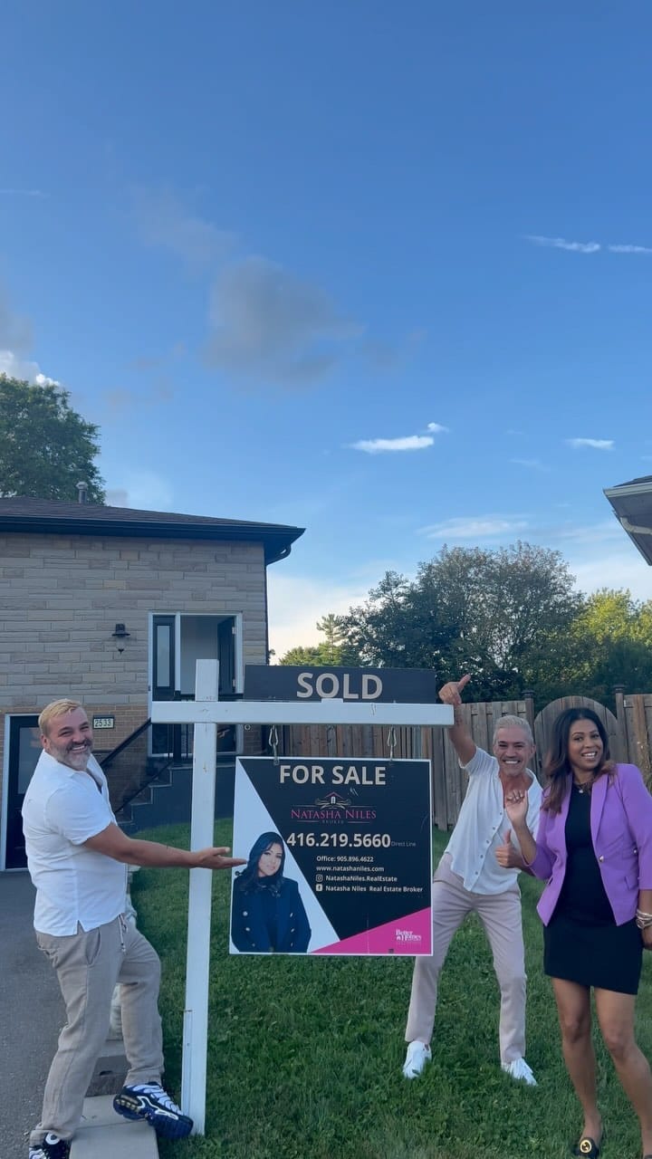 Post 10 by REAL ESTATE ~ MISSISSAUGA ~BRAMPTON ~ GTA on Instagram (video)