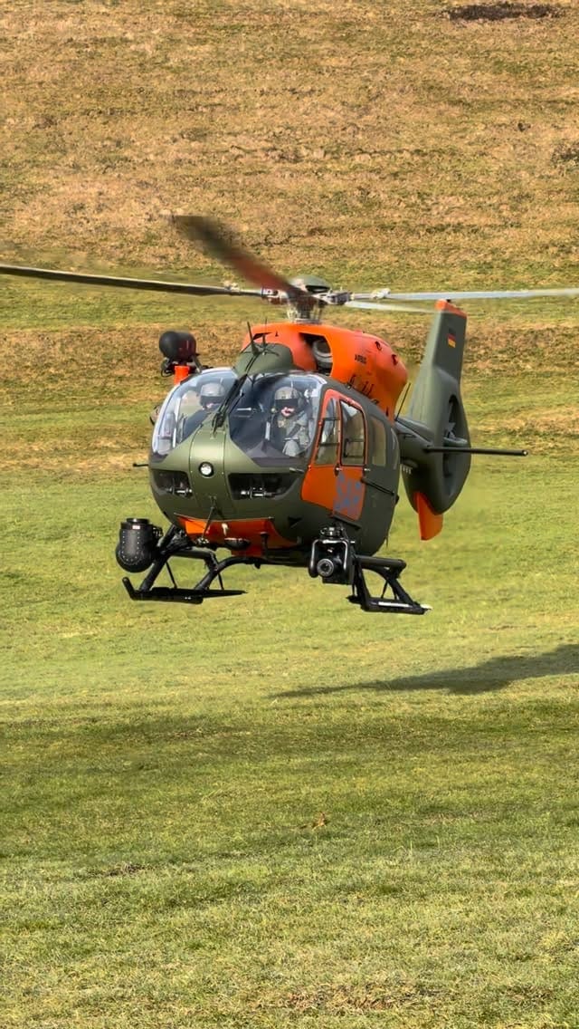 Post 9 by Alexander Klingelhöller on Instagram (video)