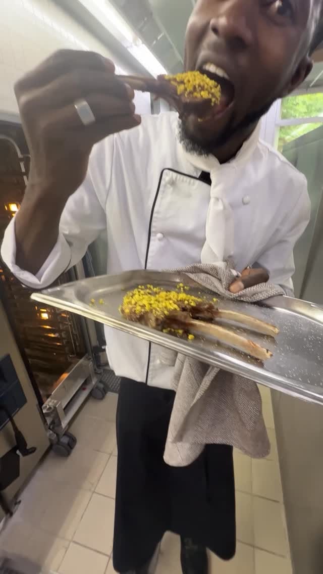 Post 2 by The black Chef “Coach”| private account:  moreno_saho on Instagram (video)