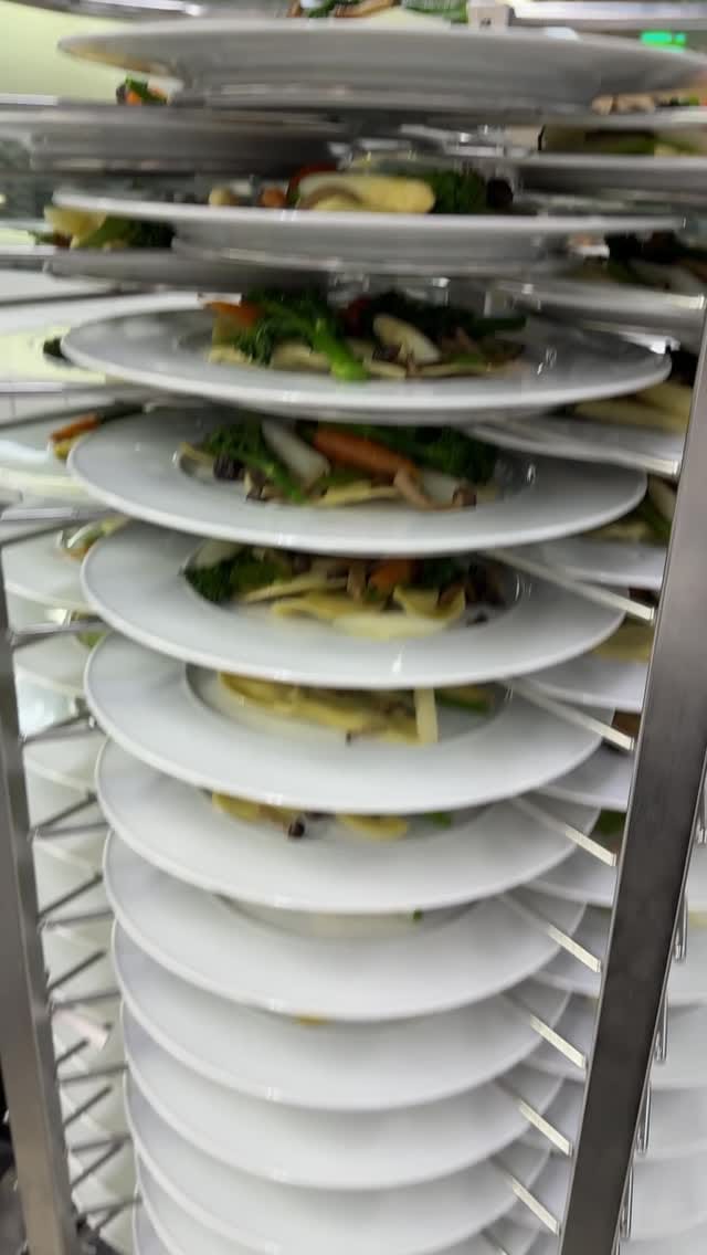 Post 4 by The black Chef “Coach”| private account:  moreno_saho on Instagram (video)