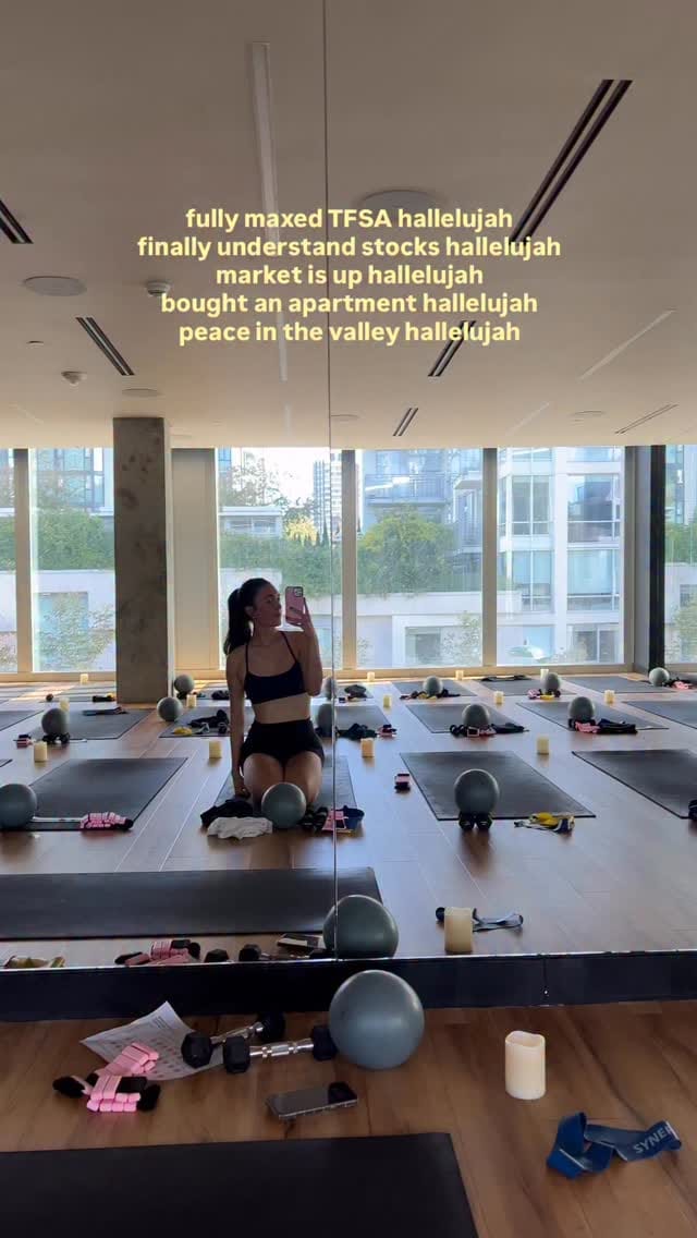 Post 6 by Alexandra on Instagram (video)