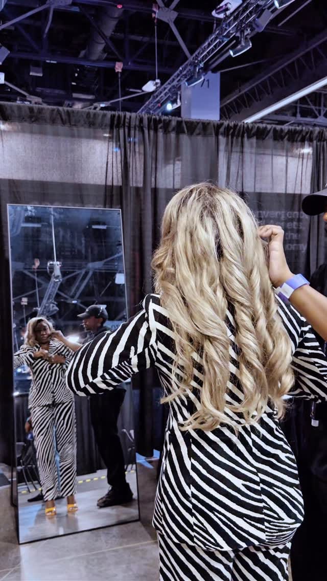Post 7 by Ashley Wright on Instagram (video)