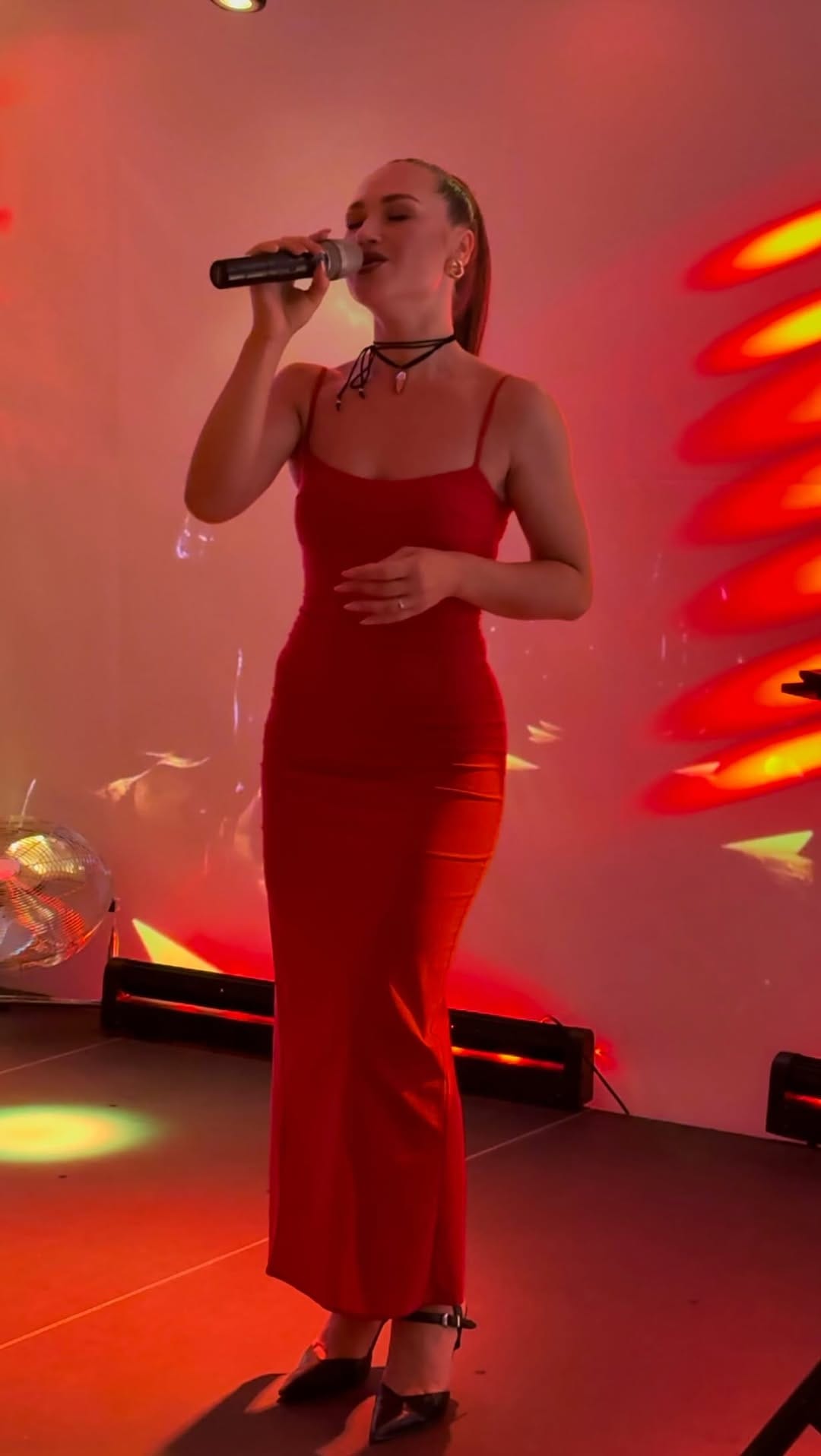 Post 9 by Viktoria Vatashchuk | Live Singer on Instagram (video)
