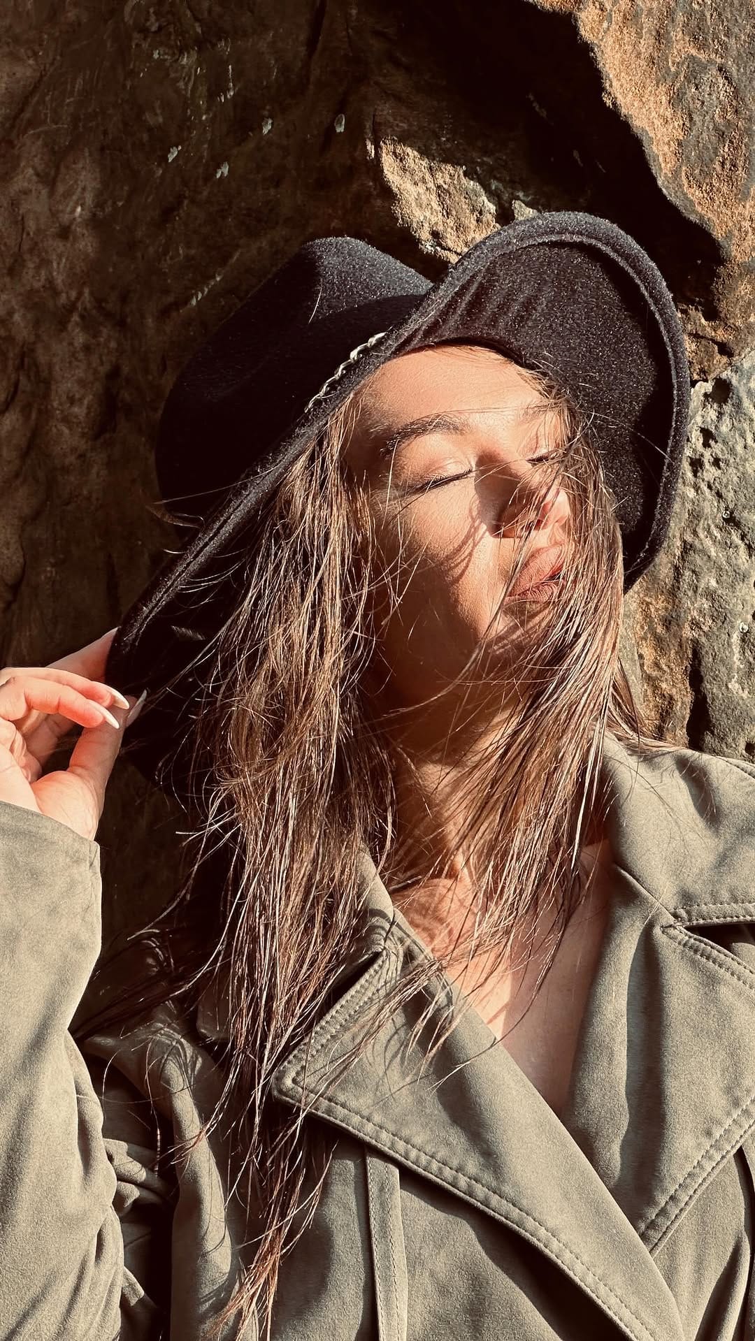 Post 10 by Viktoria Vatashchuk | Live Singer on Instagram (video)
