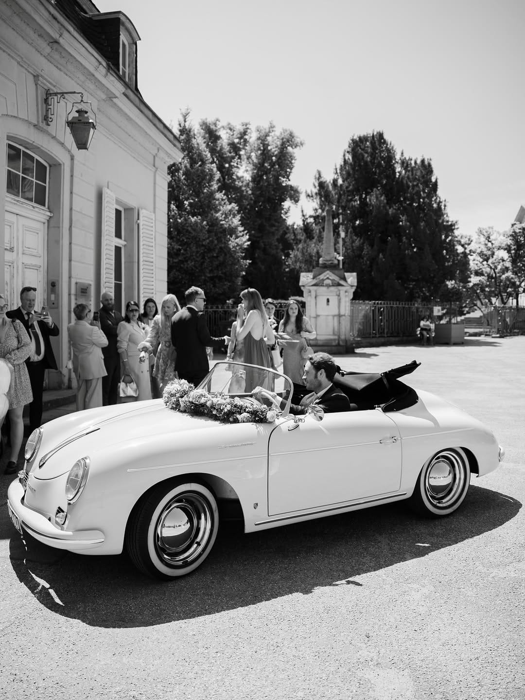 Post 7 by ELENA PETERS wedding photographer düsseldorf mallorca portugal on Instagram (carousel)