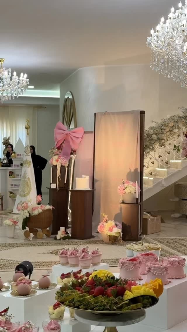 Post 3 by Nissrine Catering on Instagram (video)