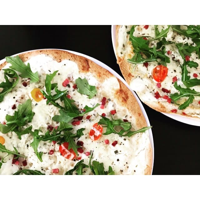 Post 6 by Jessica & Stefan on Instagram (image)