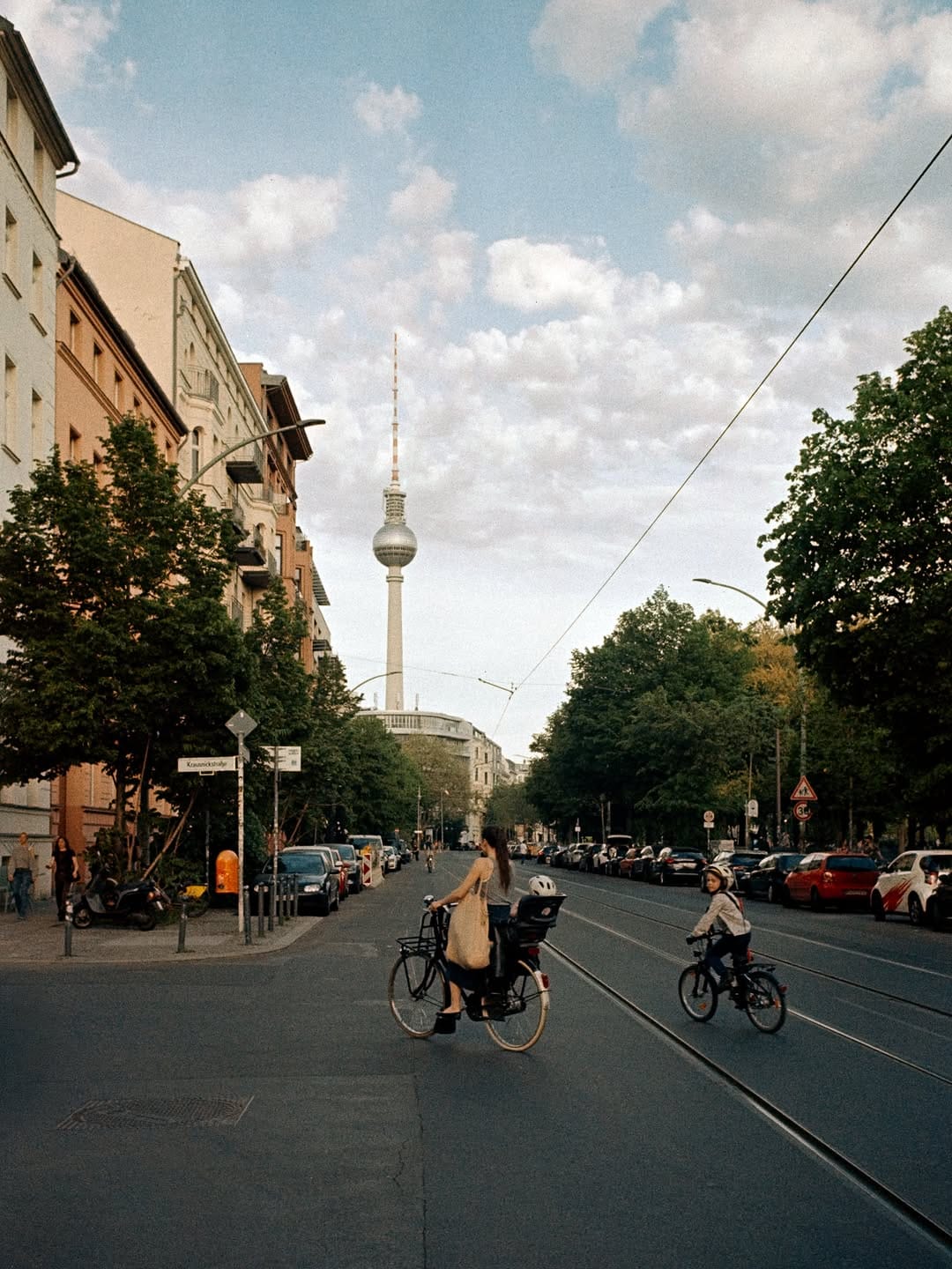 Post 3 by Moritz Karst on Instagram (carousel)
