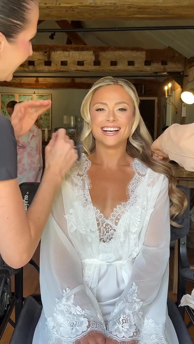 Post 5 by Makeup Artist • Kat • on Instagram (video)