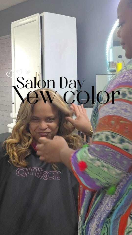 Post 2 by New Orleans Makeup Artist Team | Tracie Turner on Instagram (video)