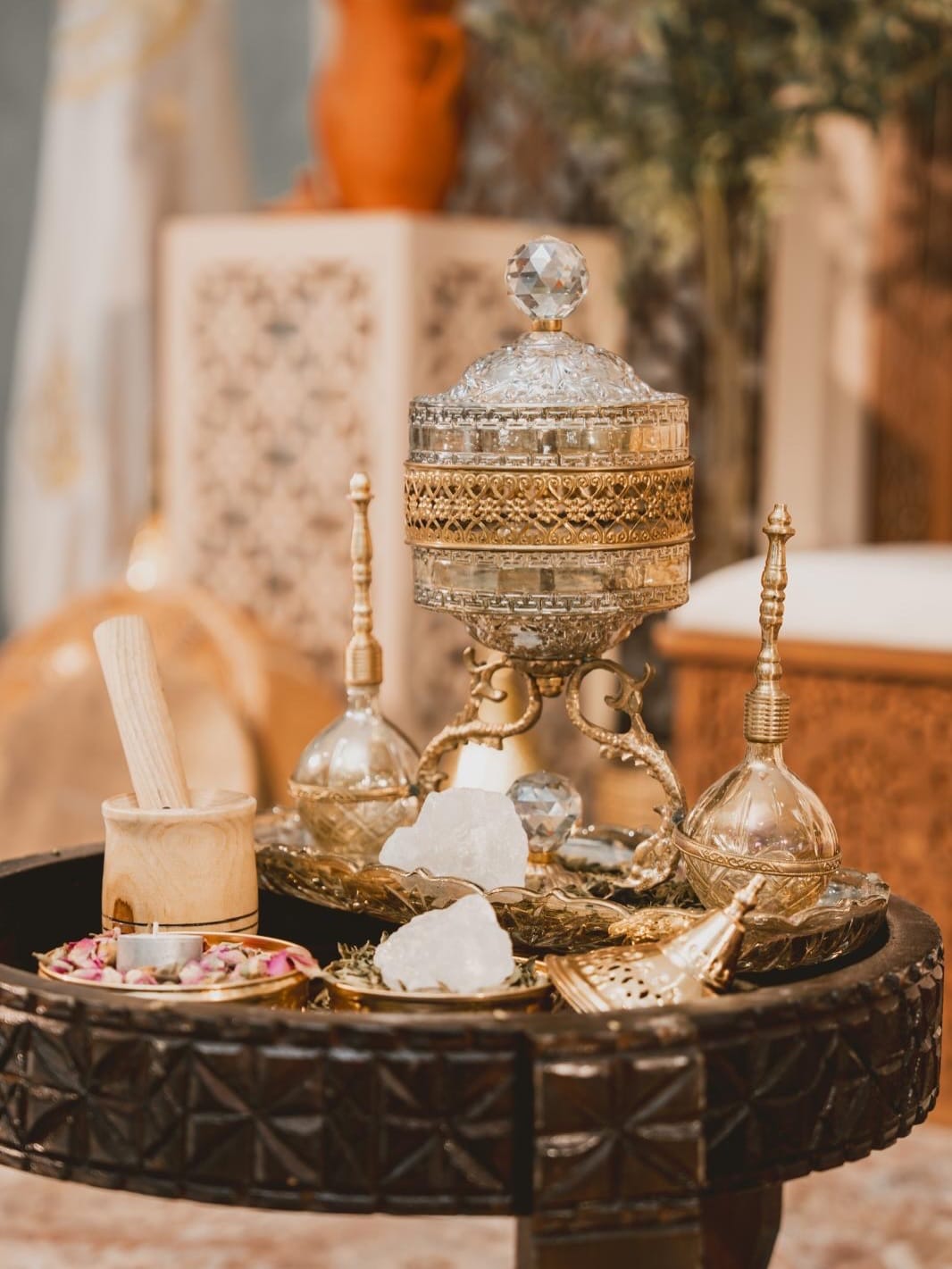 Post 2 by 𝐍𝐀𝐃𝐈𝐀 𝐞𝐯𝐞𝐧𝐭𝐝𝐞𝐜𝐨𝐫𝐚𝐭𝐢𝐨𝐧 on Instagram (carousel)