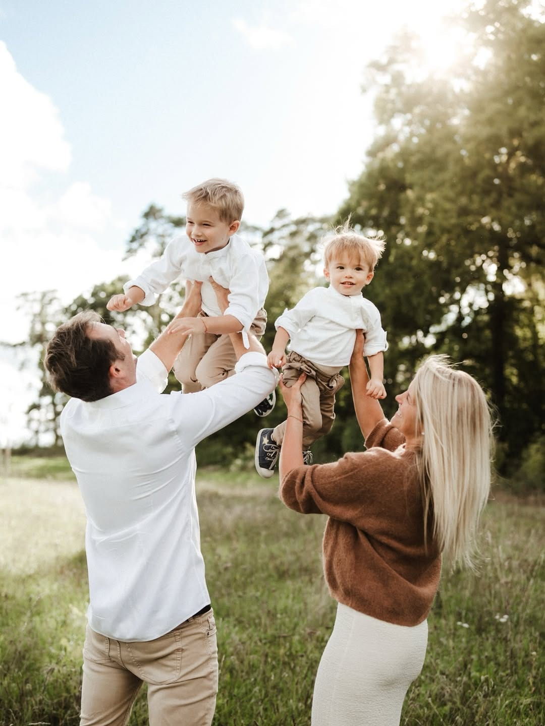 Post 6 by Aga | Family & Maternity Photographer | Alicante Benidorm Calp on Instagram (carousel)