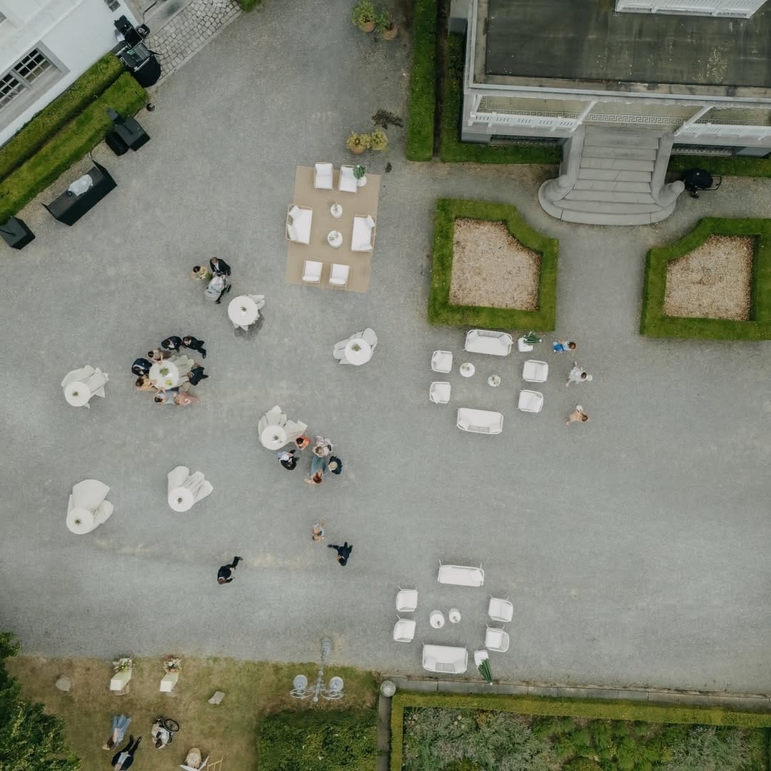 Post 2 by Esra Sippel | Wedding Planner | Germany & Europe on Instagram (carousel)