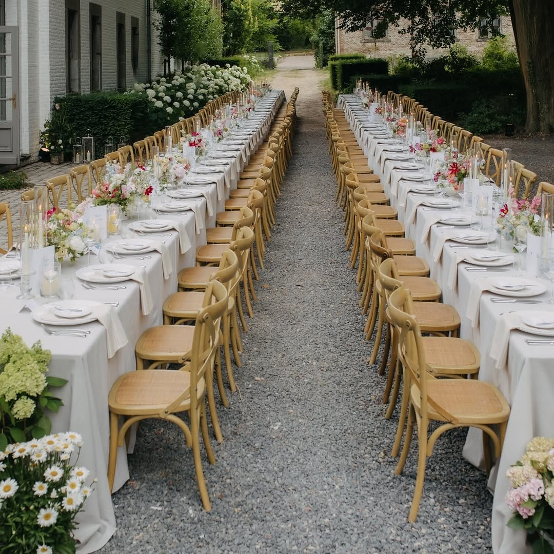 Post 7 by Esra Sippel | Wedding Planner | Germany & Europe on Instagram (carousel)