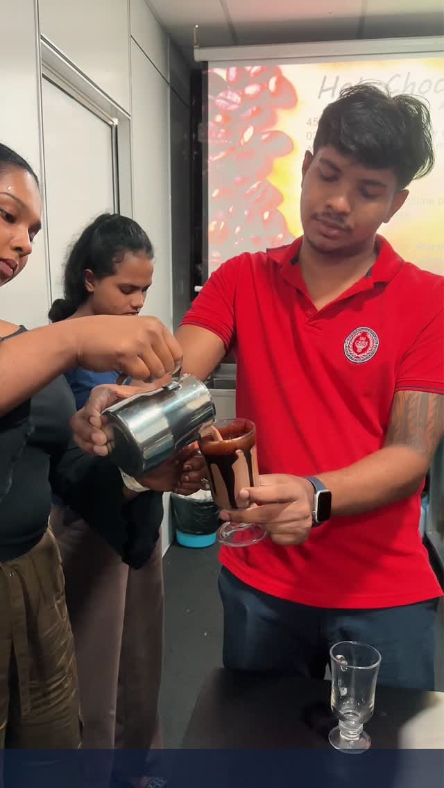 Post 6 by Colombo Bartender & Barista School - Dickmans Road on Instagram (video)