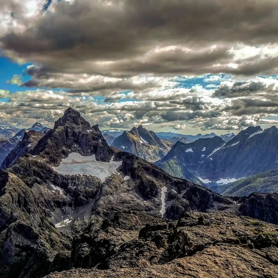 Post 7 by Dan Duerden on Instagram (image)