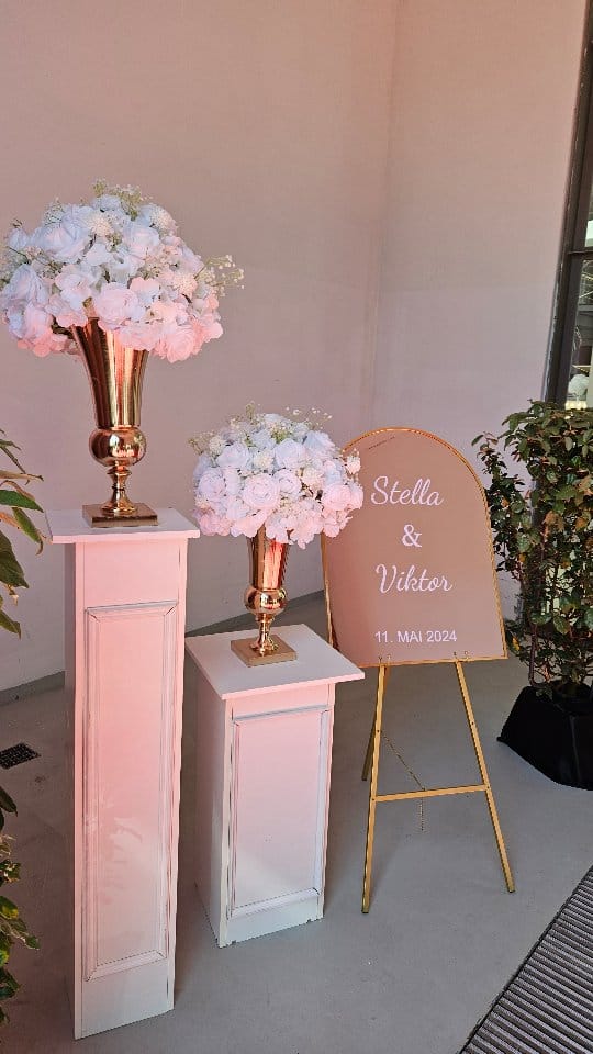 Post 7 by Hochzeitsdeko ●Eventdesign●Hochzeit ●Floristik●Weddingdesing● on Instagram (video)