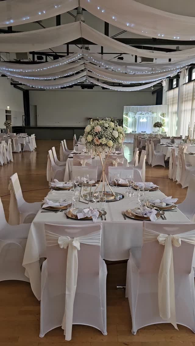 Post 9 by Hochzeitsdeko ●Eventdesign●Hochzeit ●Floristik●Weddingdesing● on Instagram (video)