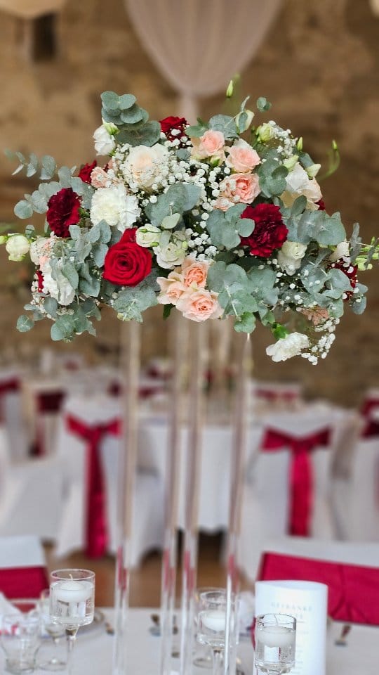 Post 5 by Hochzeitsdeko ●Eventdesign●Hochzeit ●Floristik●Weddingdesing● on Instagram (video)
