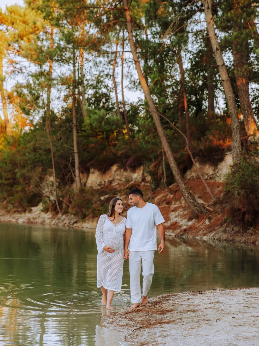Post 9 by 📸 Mya - Photographe mariage grossesse famille naissance Bordeaux on Instagram (carousel)
