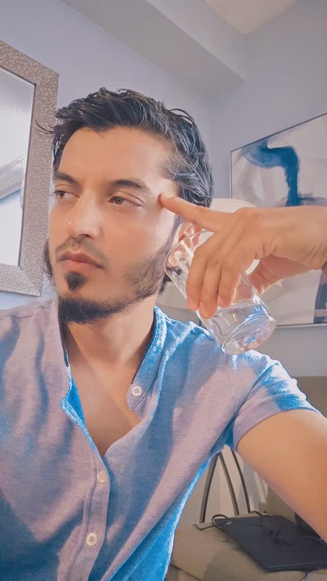 Post 2 by 𓅓 on Instagram (video)