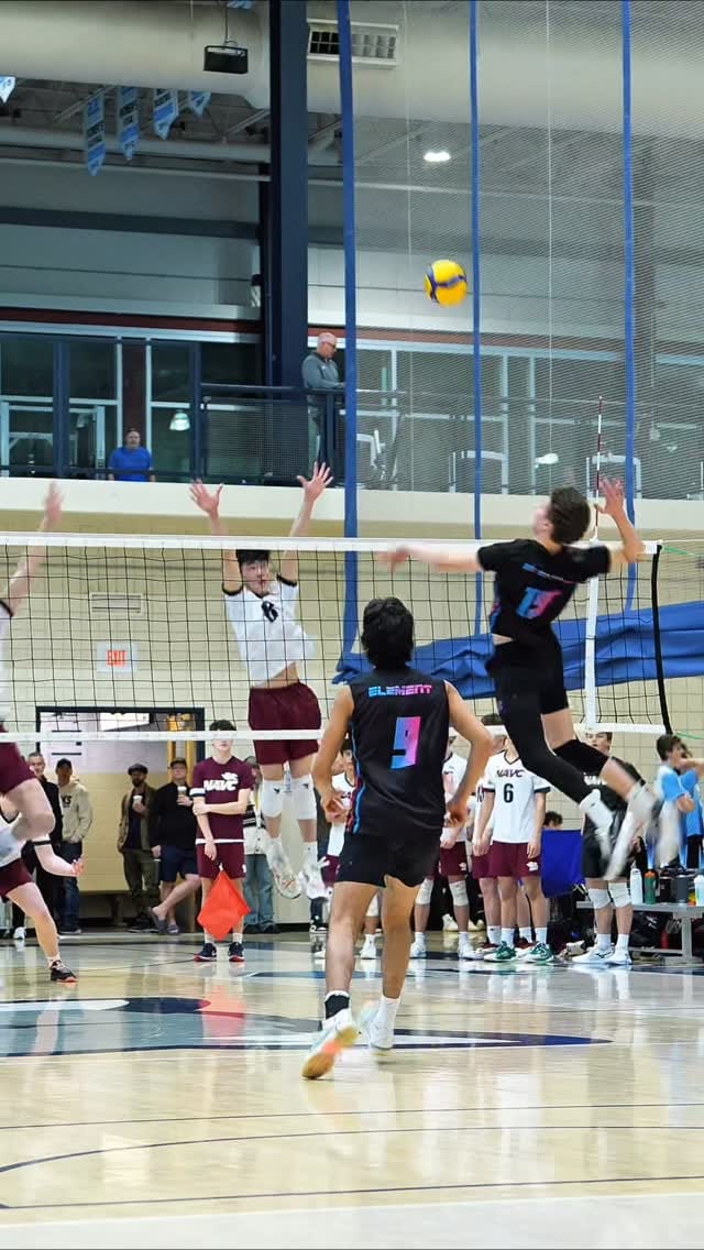 Post 8 by UCalgary Men's Volleyball 🏐 on Instagram (video)