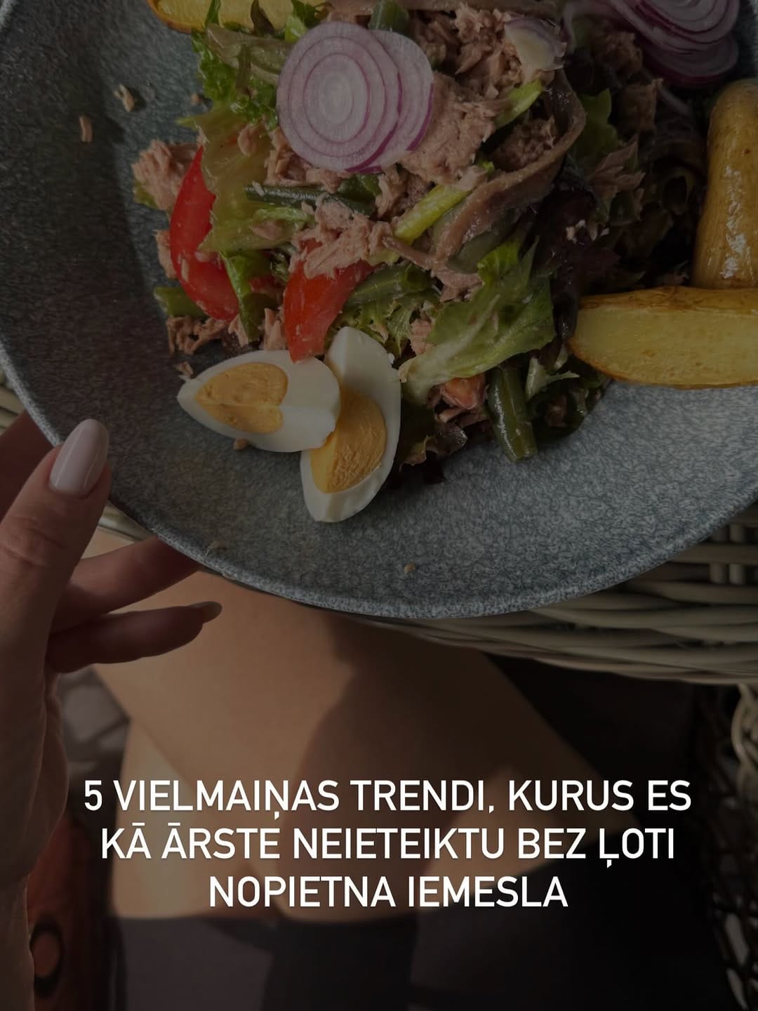 Post 1 by Dr. Med. Jana Janovska | Nr. 1 Anti-Aging Eksperte on Instagram (carousel)