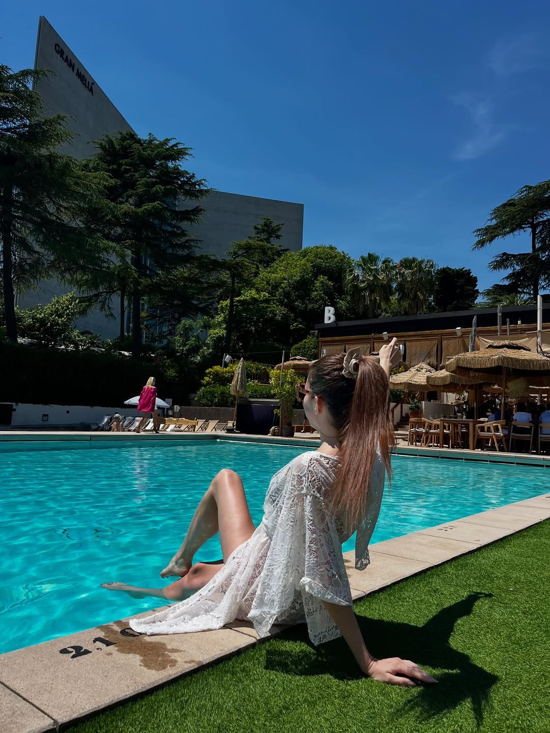 Post 1 by Jessica Gomez | Fashion & Jewelry Model on Instagram (carousel)