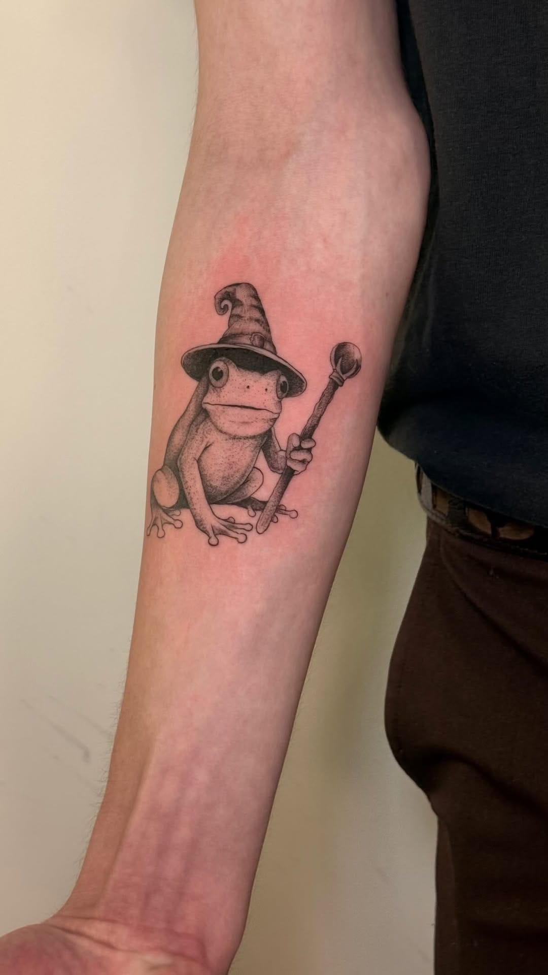 Post 2 by Tattoo Artist in Berlin on Instagram (video)