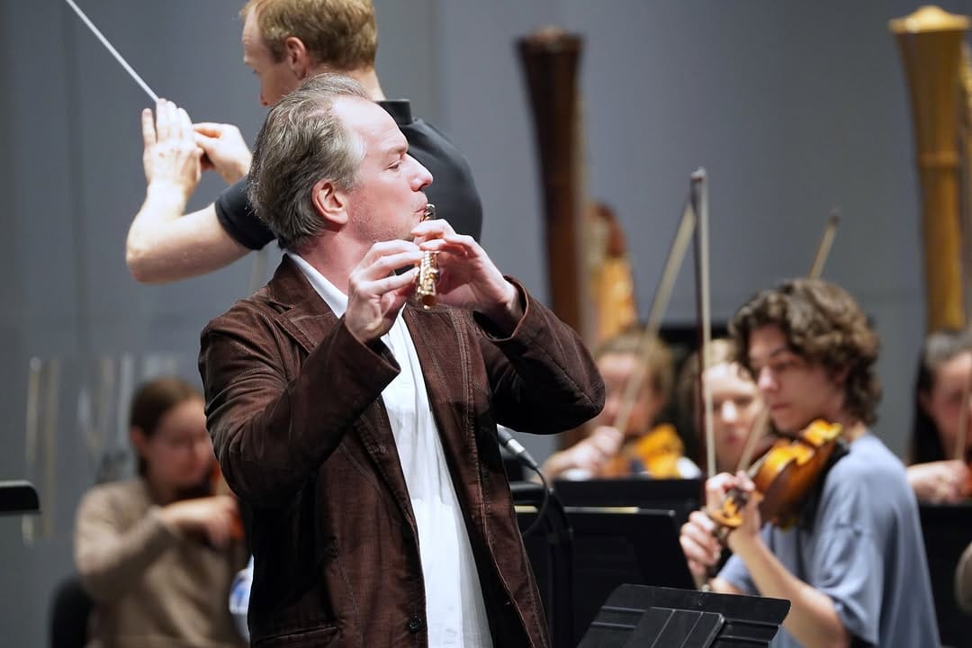 Post 5 by Emmanuel Pahud on Instagram (carousel)