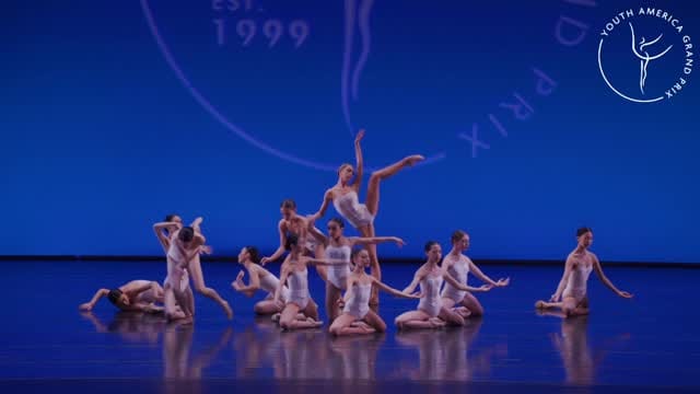Post 3 by School of Cadence Ballet 🇨🇦 on Instagram (video)