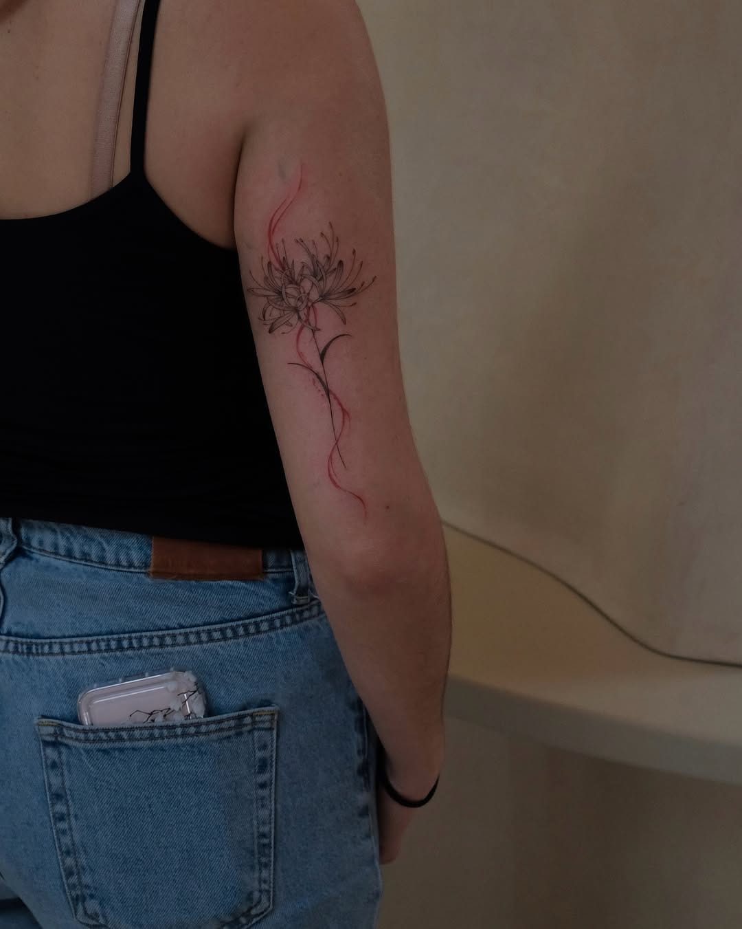 Post 1 by Lera Goji | Tattoo Leipzig on Instagram (carousel)