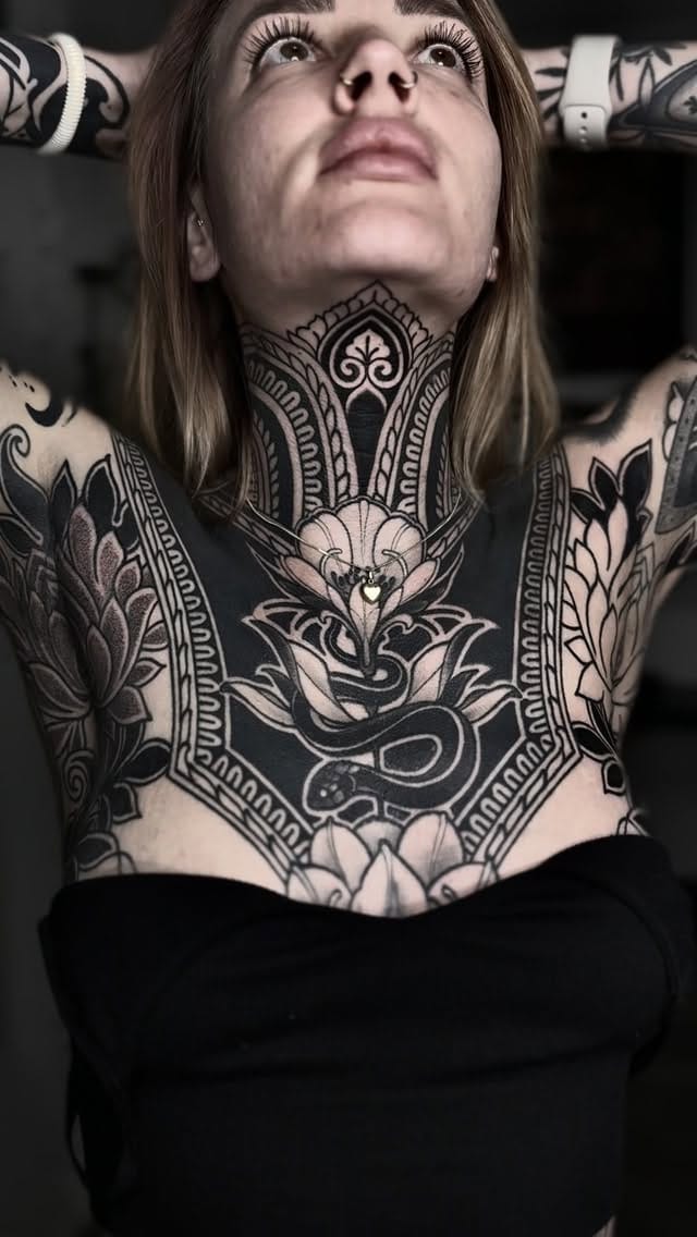Post 6 by Ornamental Tattoo ༀ รคгкคภเςє on Instagram (video)